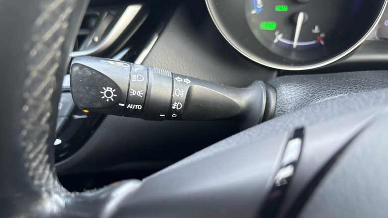 Toyota C-HR 1.8 Hybrid Dynamic 5dr CVT Hybrid Hatchback